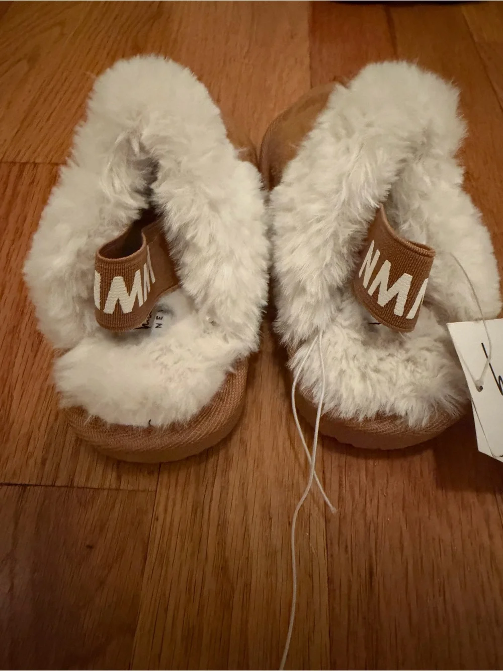 Nicole Miller Kids Tan Faux-Fur Lined Slippers